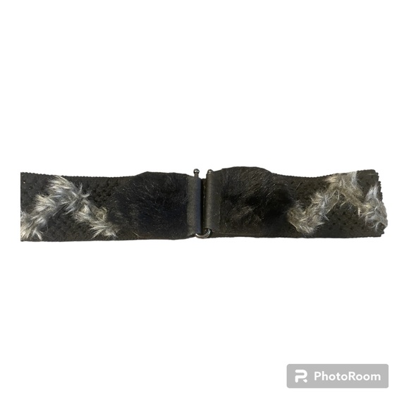 EUC.Women’s Kenneth Cole Black w/Gray Faux Fur Trimmed Belt. Stretch Woven. L/XL - Picture 1 of 6